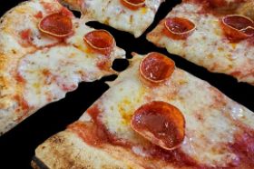 Allergens : Wheat, Milk Not in true Italian style (Originally they didn't have Pepperoni Pizza) , the toppings consist of just a few, high quality ingredients: Sourdough Pizza Crust Fresh Tomato sauce Mozzarella cheese Pepperoni